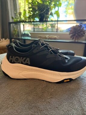 Hoka Men’s Black Trail Running Shoes 10.5B